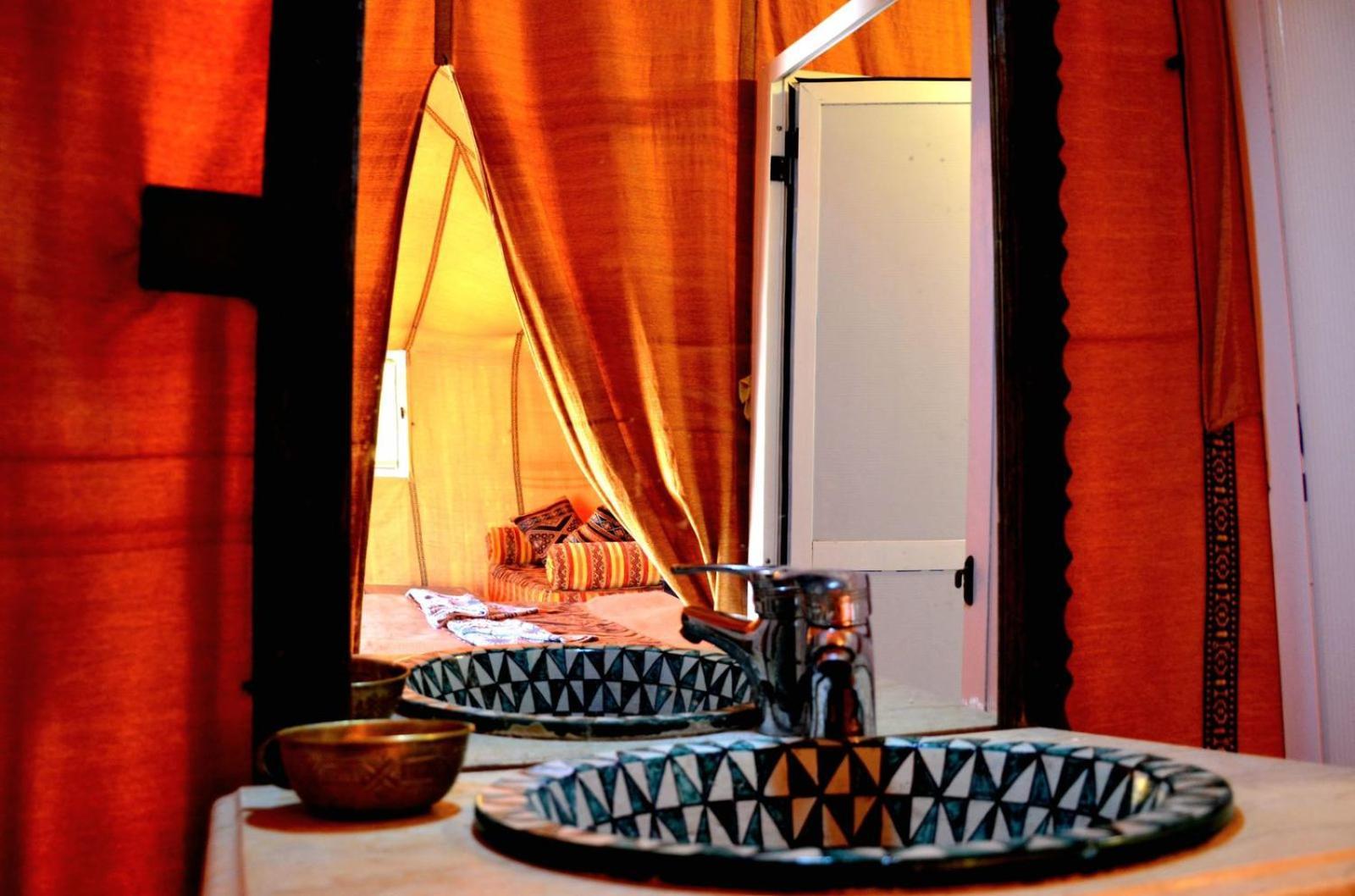 Elegant Luxury Camp Hotel Merzouga Exterior photo