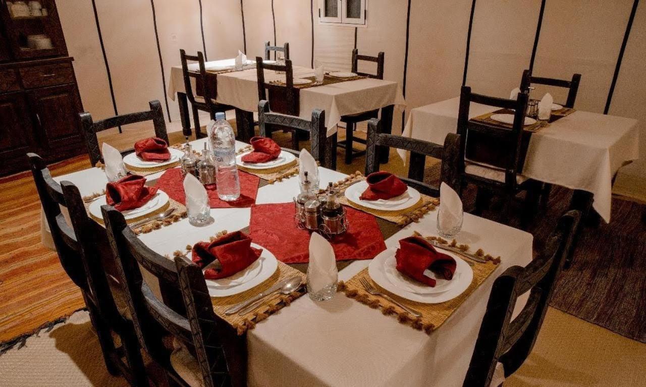 Elegant Luxury Camp Hotel Merzouga Exterior photo
