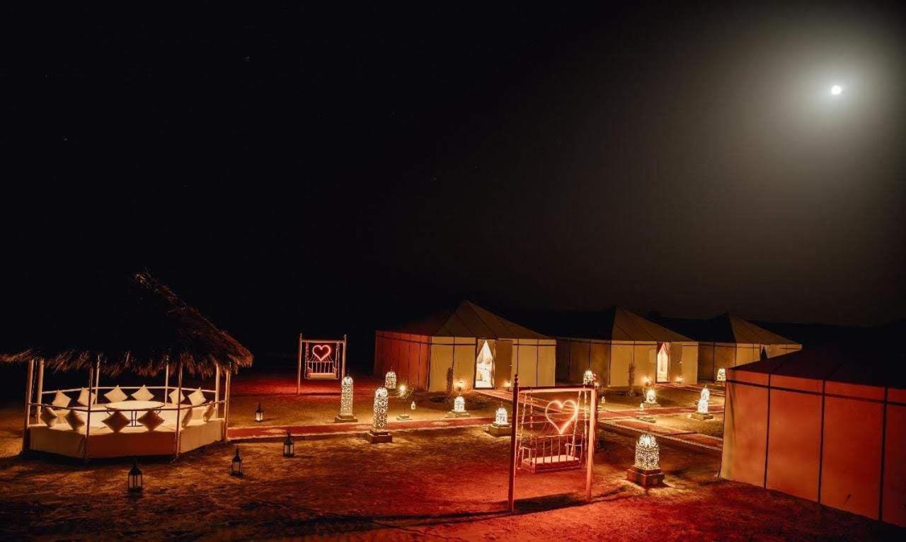 Elegant Luxury Camp Hotel Merzouga Exterior photo